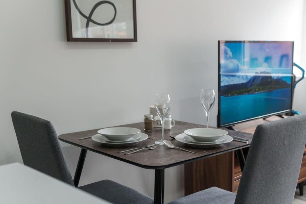 Contemporary 1 Bedroom Preston Apartment מראה חיצוני תמונה